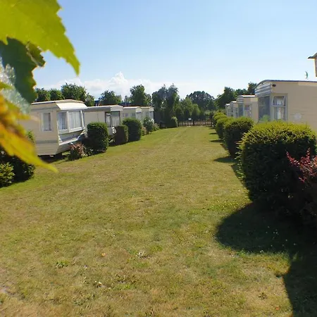 Lodge Letniskowe Bursztynek Jaroslawiec